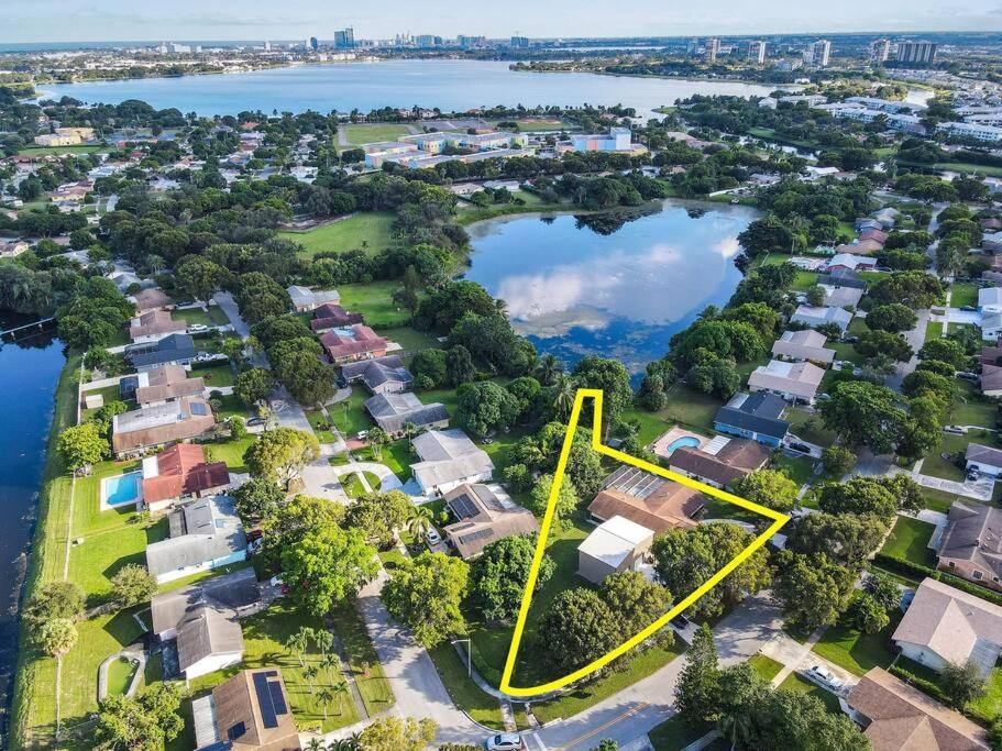 Tropical Beach & Lakefront Home West Palm Beach Zewnętrze zdjęcie